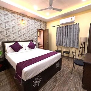The Park Residency,Hotel