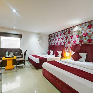 Hotel Kelvish -Airport Pickup Free
